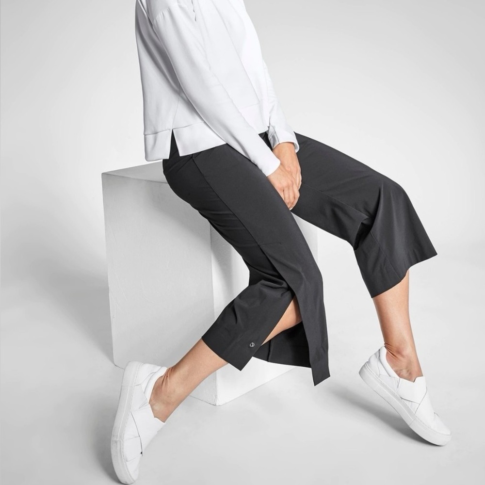 Athleta Black Tribeca Crop Pants (4) - Picture 2 of 5